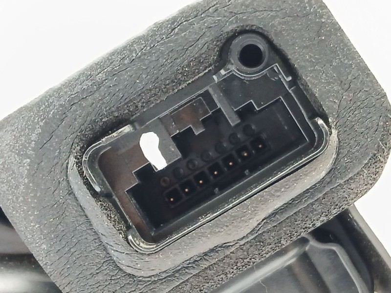 Recambio de cerradura puerta trasera derecha para volkswagen polo (6r1) advance referencia OEM IAM 6R4839016  