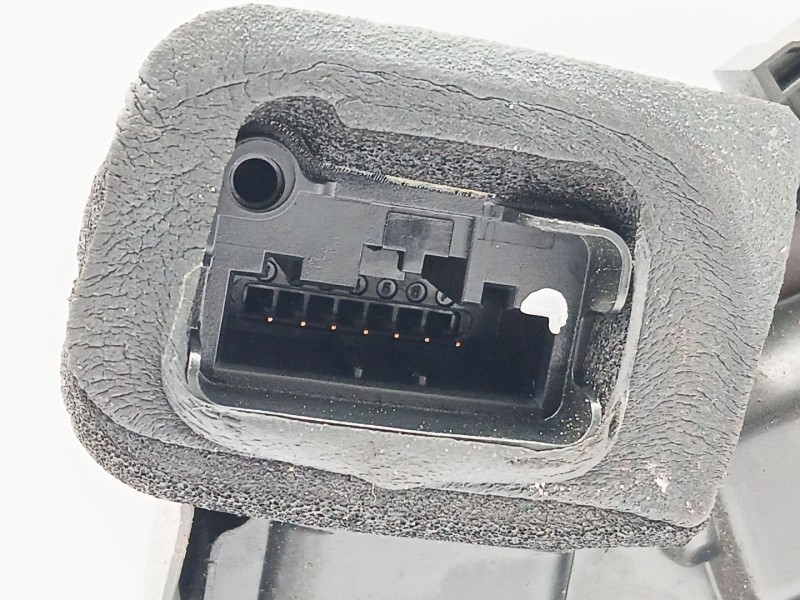 Recambio de cerradura puerta trasera izquierda para volkswagen polo (6r1) advance referencia OEM IAM 6R4839015  