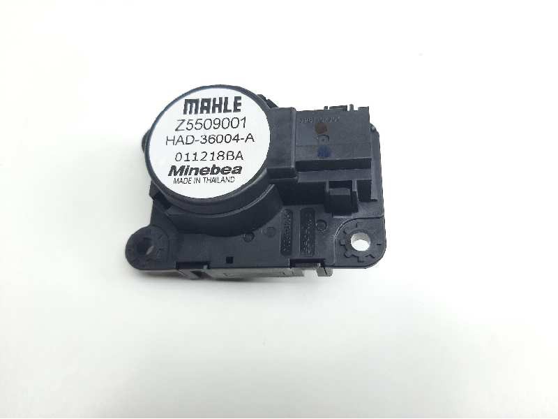 Recambio de motor apertura trampillas climatizador para renault twingo iii gt referencia OEM IAM Z5509001 011218BA HAD36004A