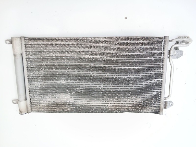 Recambio de condensador / radiador aire acondicionado para volkswagen polo (6r1) advance referencia OEM IAM 6R0820411D  