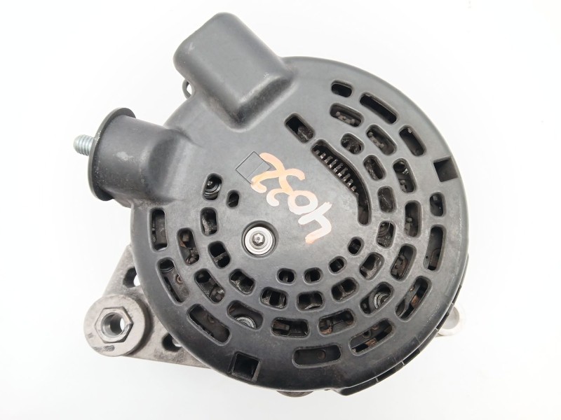 Recambio de alternador para kia carens iv 1.7 crdi referencia OEM IAM 373002A900  