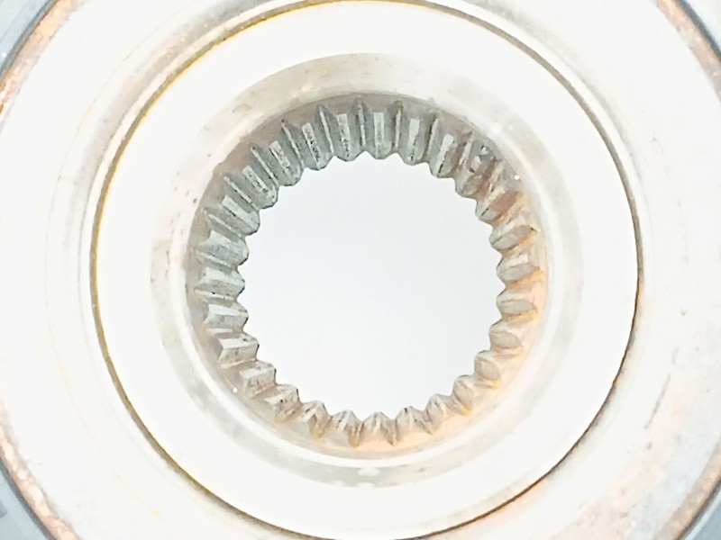 Recambio de mangueta delantera derecha para kia carens iv 1.7 crdi referencia OEM IAM 51716A4500  