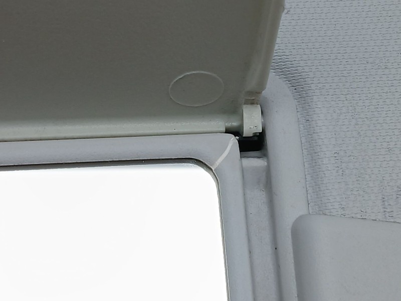 Recambio de parasol izquierdo para peugeot 2008 i (cu_) 1.6 bluehdi 100 referencia OEM IAM 16125932PR  