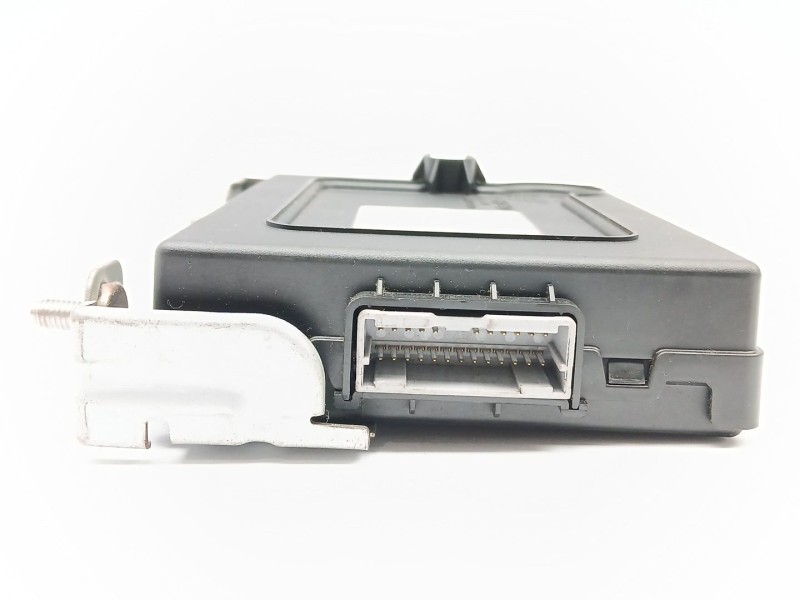 Recambio de modulo electronico para kia carens iv 1.7 crdi referencia OEM IAM 95400A4HD0  
