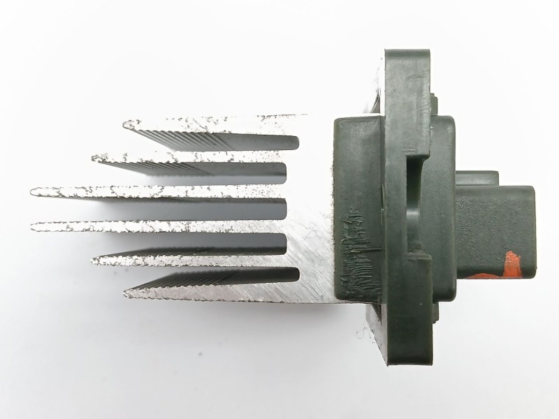 Recambio de resistencia calefaccion para kia carens iv 1.7 crdi referencia OEM IAM 972353XAA0  