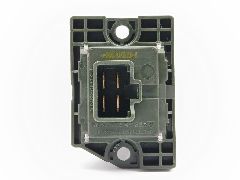 Recambio de resistencia calefaccion para kia carens iv 1.7 crdi referencia OEM IAM 972353XAA0  
