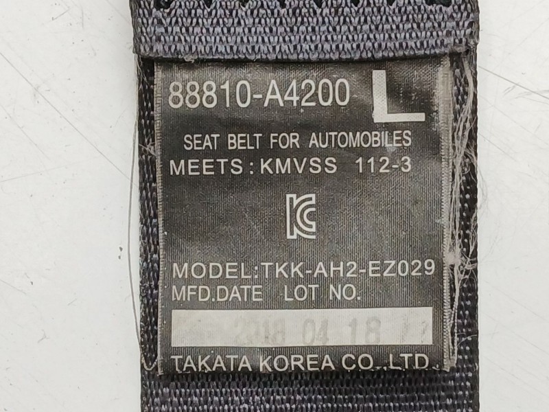 Recambio de cinturon seguridad delantero izquierdo para kia carens iv 1.7 crdi referencia OEM IAM 88810A4200  