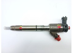 Recambio de inyector para kia carens iv 1.7 crdi referencia OEM IAM 338002A610  0445110589
