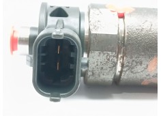 Recambio de inyector para kia carens iv 1.7 crdi referencia OEM IAM 338002A610  0445110589 2