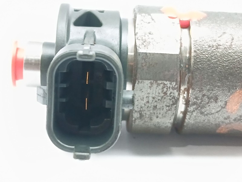 Recambio de inyector para kia carens iv 1.7 crdi referencia OEM IAM 338002A610  0445110589