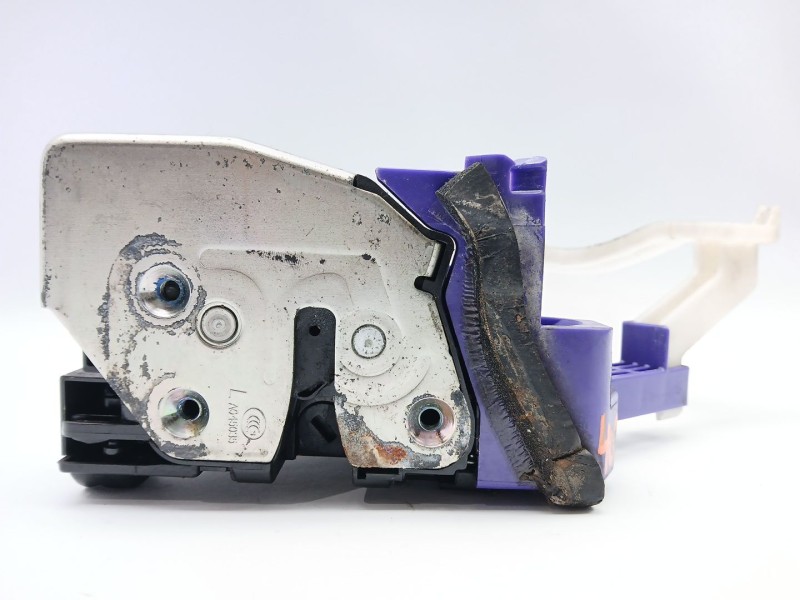 Recambio de cerradura puerta trasera izquierda para kia carens iv 1.7 crdi referencia OEM IAM 81410A4030  