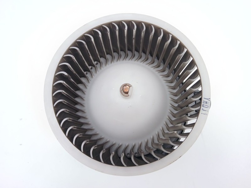 Recambio de motor calefaccion para kia carens iv 1.7 crdi referencia OEM IAM 97113A4000  