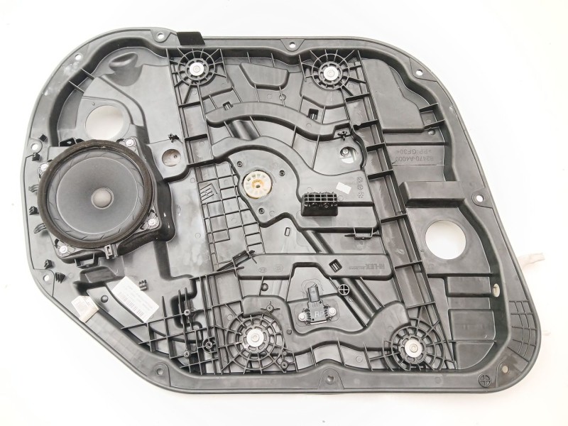 Recambio de elevalunas delantero izquierdo para kia carens iv 1.7 crdi referencia OEM IAM 82470A4000  