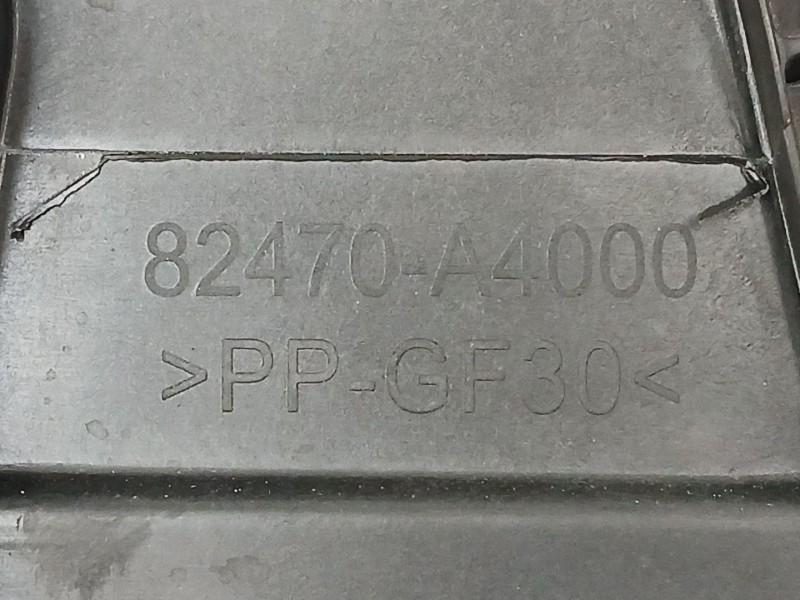 Recambio de elevalunas delantero izquierdo para kia carens iv 1.7 crdi referencia OEM IAM 82470A4000  
