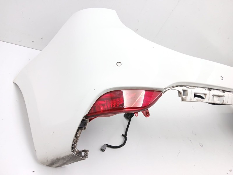 Recambio de paragolpes trasero para kia carens iv 1.7 crdi referencia OEM IAM 86611A4000  
