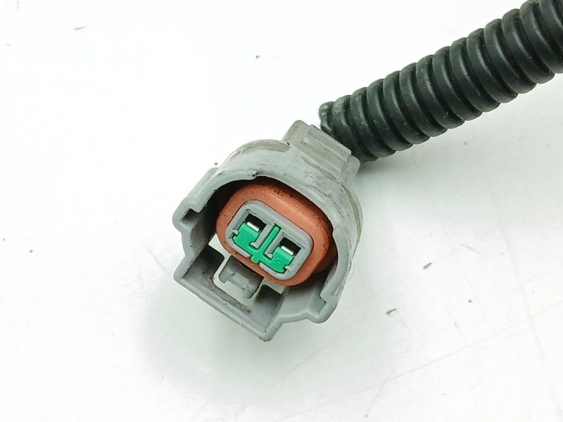 Recambio de paragolpes trasero para kia carens iv 1.7 crdi referencia OEM IAM 86611A4000  