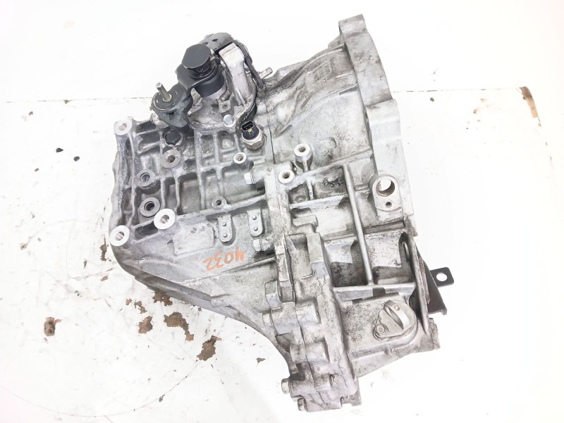 Recambio de caja cambios para kia carens iv 1.7 crdi referencia OEM IAM WJW6C  WJW6