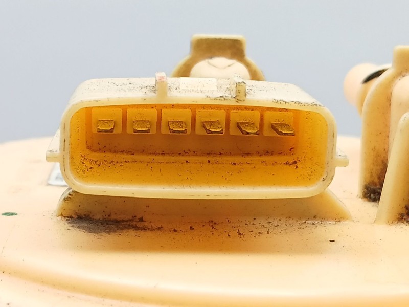 Recambio de bomba combustible para renault kadjar (ha_, hl_) 1.6 dci 130 referencia OEM IAM 170404EA0A  0580203311