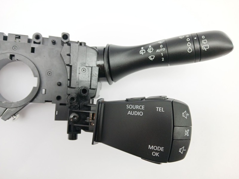 Recambio de mando multifuncion para renault kadjar (ha_, hl_) 1.6 dci 130 referencia OEM IAM 255678341R  