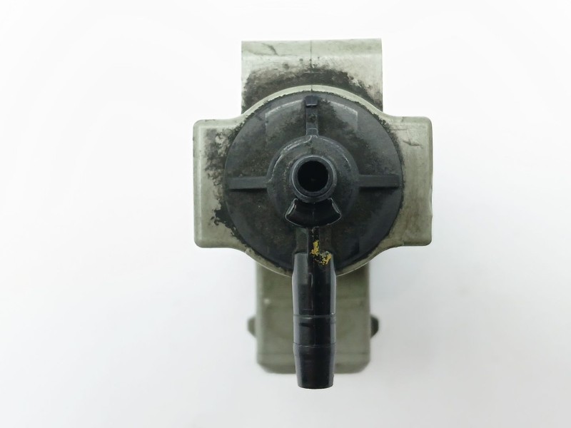 Recambio de valvula aire adicional para kia carens iv 1.7 crdi referencia OEM IAM 351202A450  