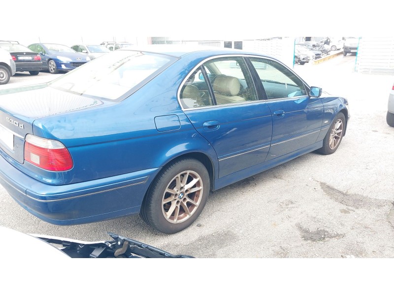 bmw 5 (e39) del año 2002