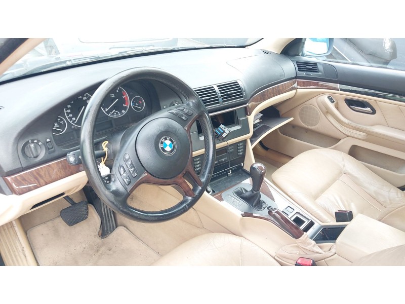 bmw 5 (e39) del año 2002