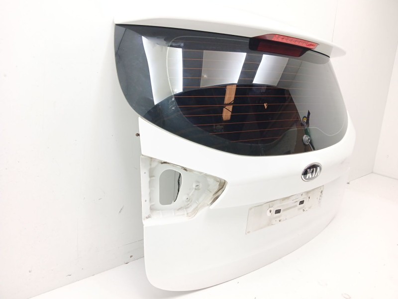 Recambio de porton trasero para kia carens iv 1.7 crdi referencia OEM IAM   