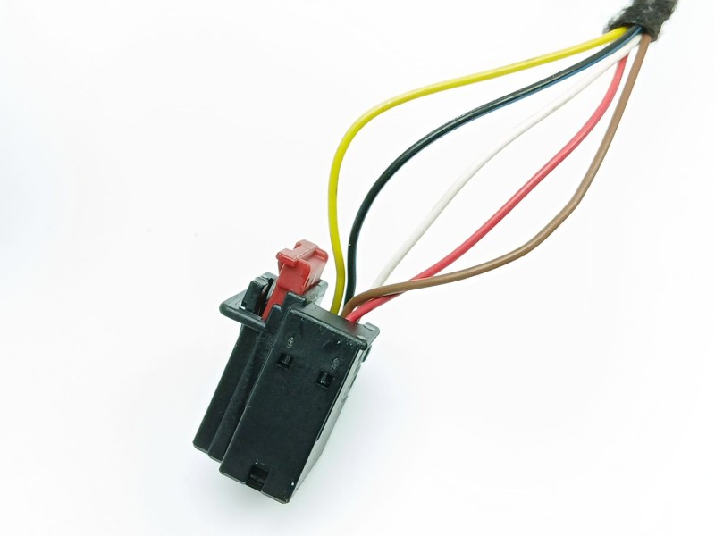 Recambio de retrovisor derecho para audi a1 (8x1, 8xk) 1.6 tdi referencia OEM IAM 8X1857410S  