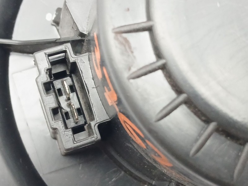 Recambio de motor calefaccion para audi a1 (8x1, 8xk) 1.6 tdi referencia OEM IAM 6R1819015  