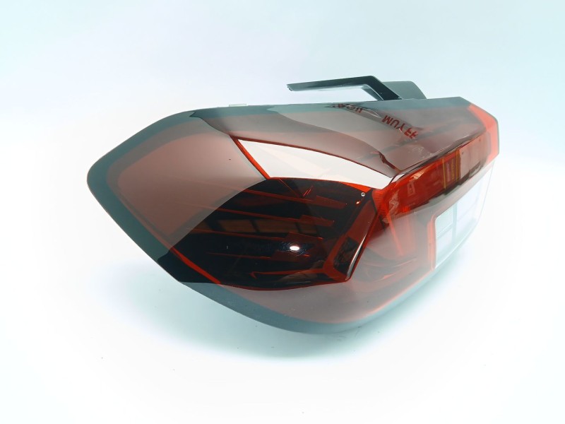 Recambio de piloto trasero izquierdo para opel corsa f elegance referencia OEM IAM 90194151  39162662