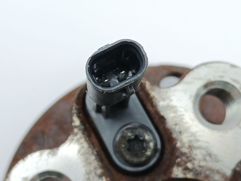 Recambio de buje para opel corsa f elegance referencia OEM IAM 9822540080  