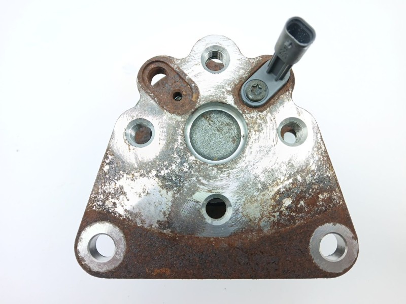 Recambio de buje para opel corsa f elegance referencia OEM IAM 9822540080  