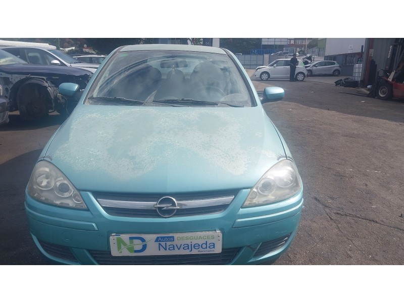 opel corsa c (x01) del año 2004