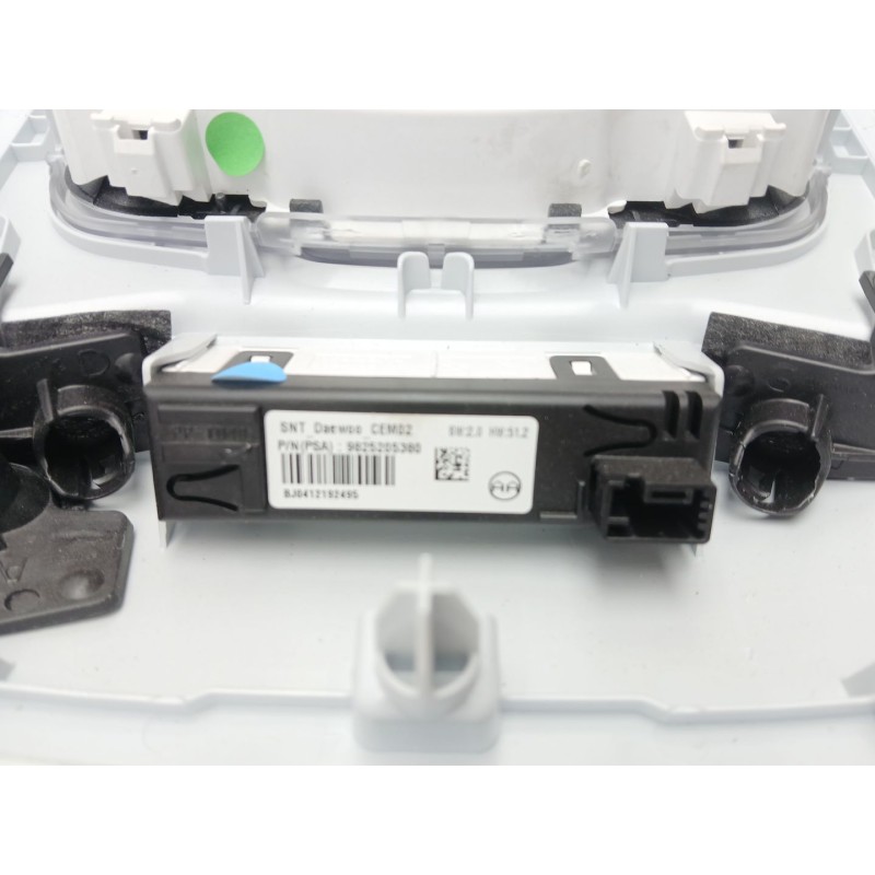 Recambio de luz interior para opel corsa f elegance referencia OEM IAM 39196877 9825205380 98232978ZD