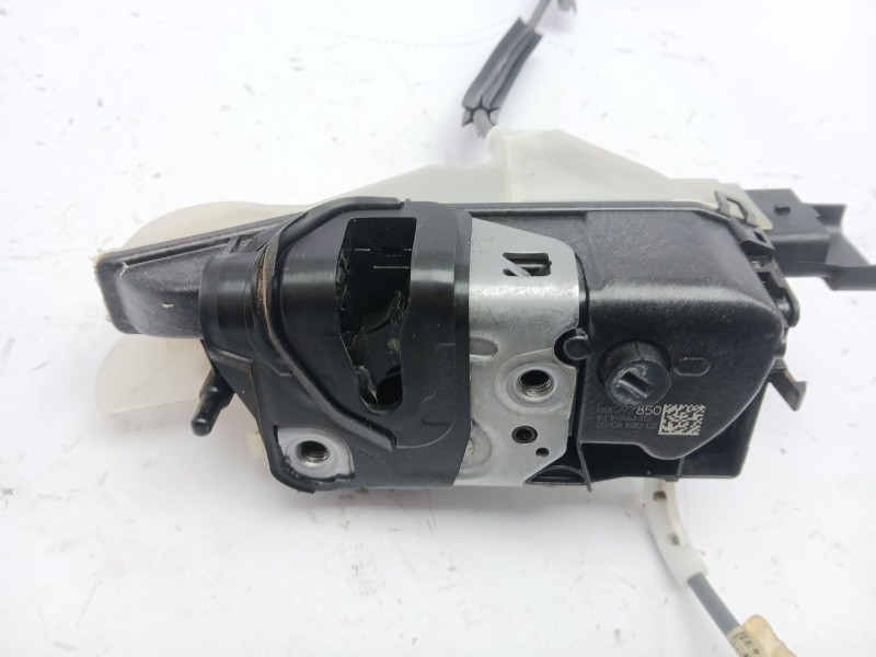 Recambio de cerradura puerta delantera izquierda para opel corsa f elegance referencia OEM IAM 292850  