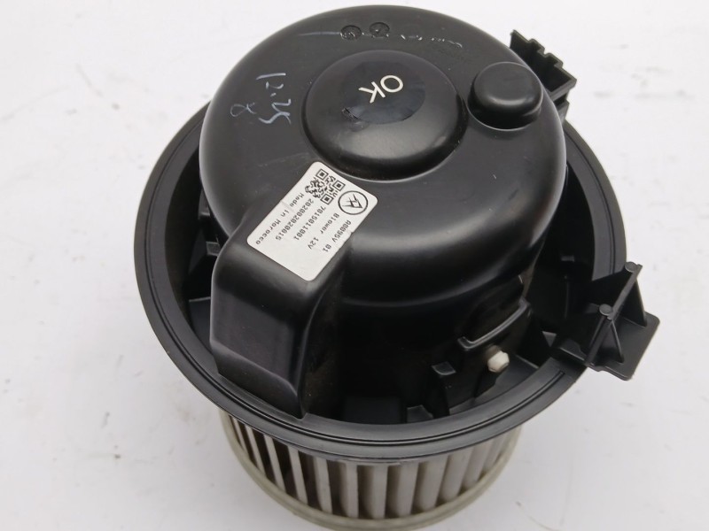 Recambio de motor calefaccion para opel corsa f elegance referencia OEM IAM a0095v  