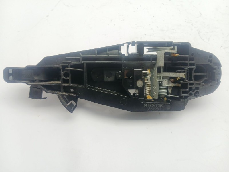 Recambio de maneta exterior delantera derecha para opel corsa f elegance referencia OEM IAM 9802977180  
