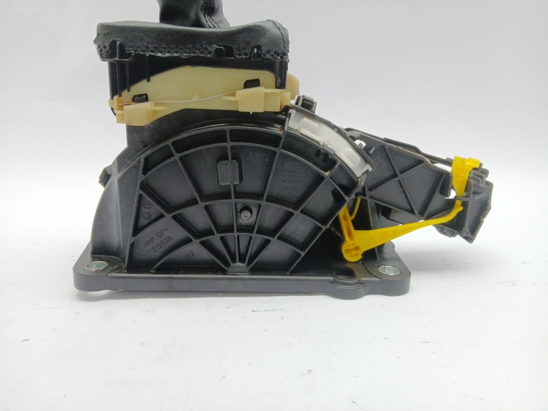 Recambio de palanca cambio para volvo v60 i cross country (157) d4 polestar awd referencia OEM IAM 31437271  