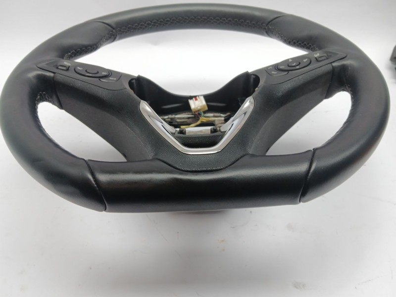 Recambio de volante para opel corsa f elegance referencia OEM IAM 39196701  
