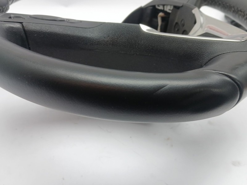 Recambio de volante para opel corsa f elegance referencia OEM IAM 39196701  