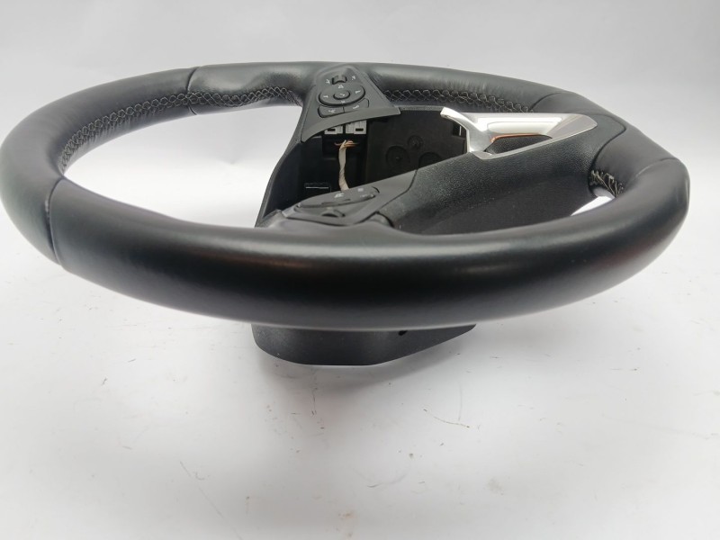 Recambio de volante para opel corsa f elegance referencia OEM IAM 39196701  