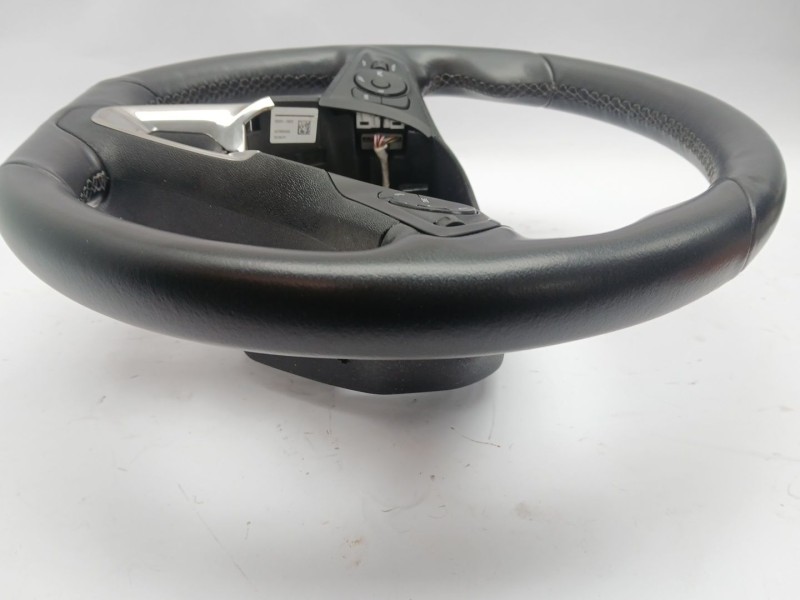 Recambio de volante para opel corsa f elegance referencia OEM IAM 39196701  