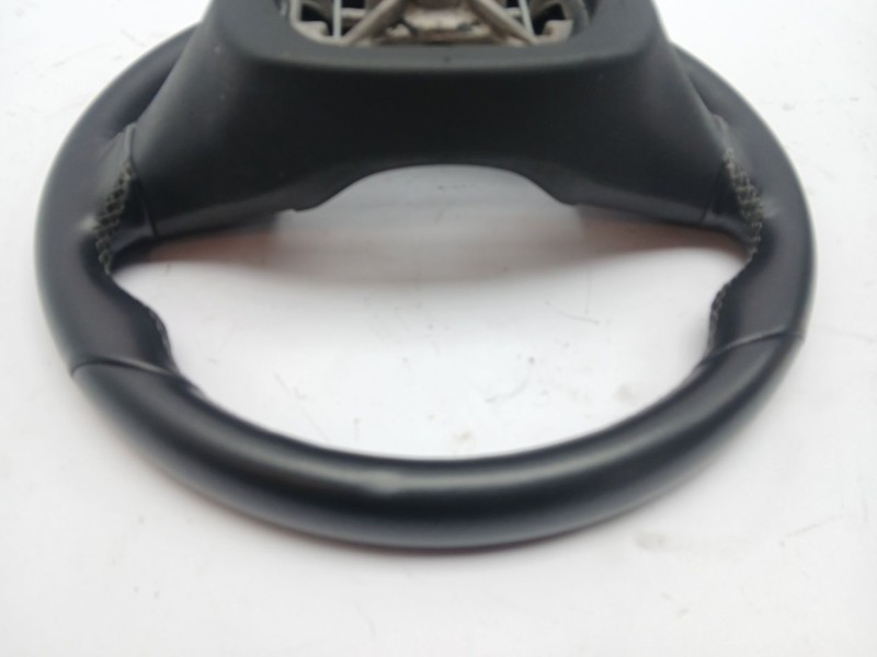 Recambio de volante para opel corsa f elegance referencia OEM IAM 39196701  