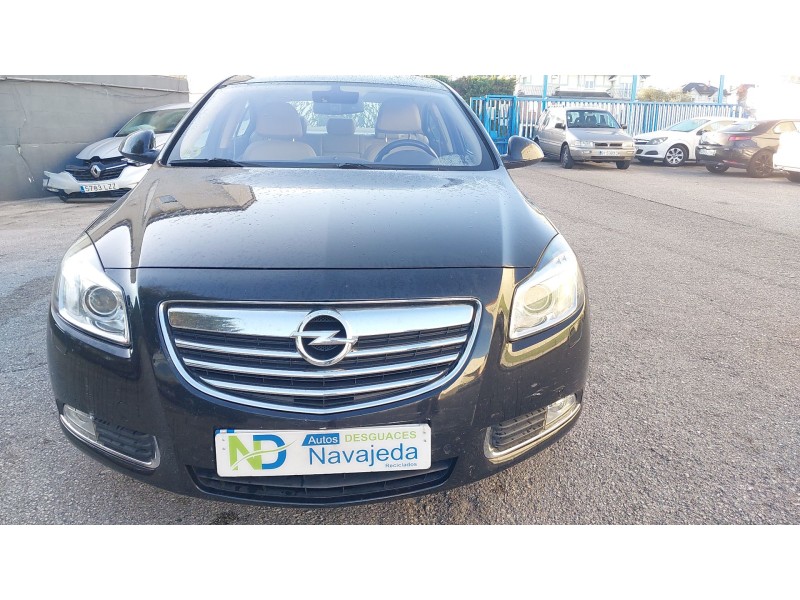 opel insignia a sedán (g09) del año 2010