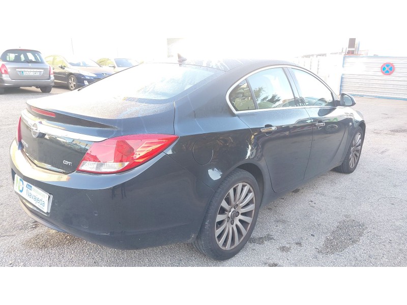 opel insignia a sedán (g09) del año 2010