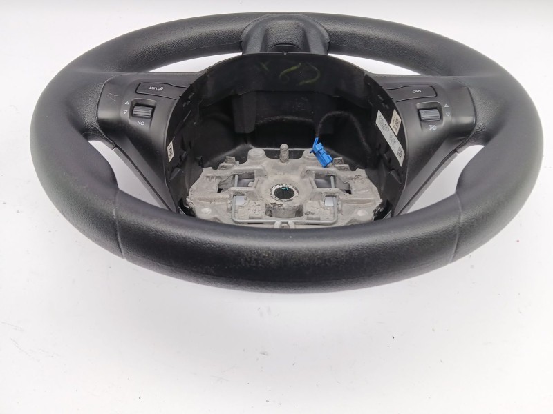 Recambio de volante para peugeot 208 i (ca_, cc_) 1.2 vti 82 referencia OEM IAM 86758B03  