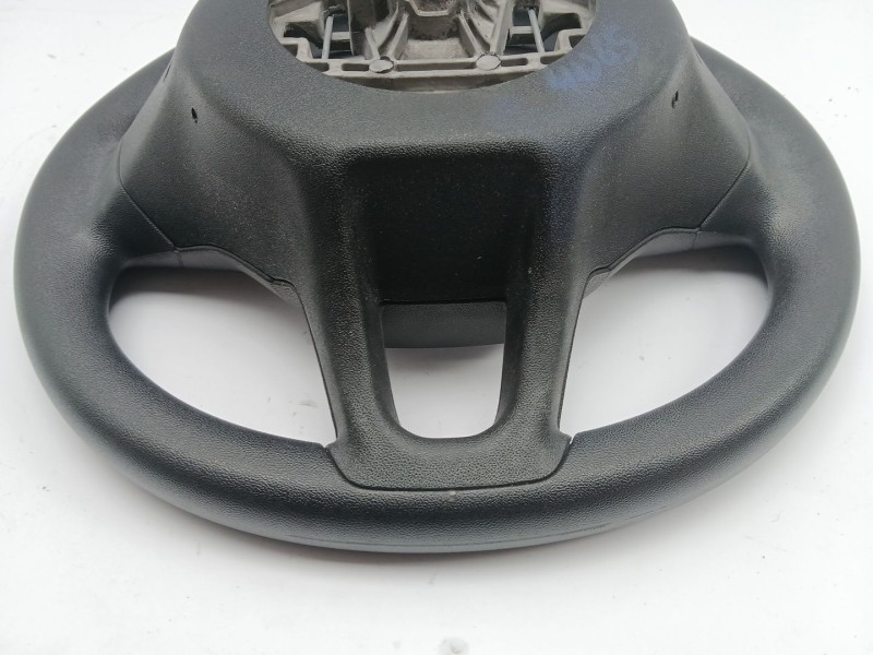 Recambio de volante para peugeot 208 i (ca_, cc_) 1.2 vti 82 referencia OEM IAM 86758B03  