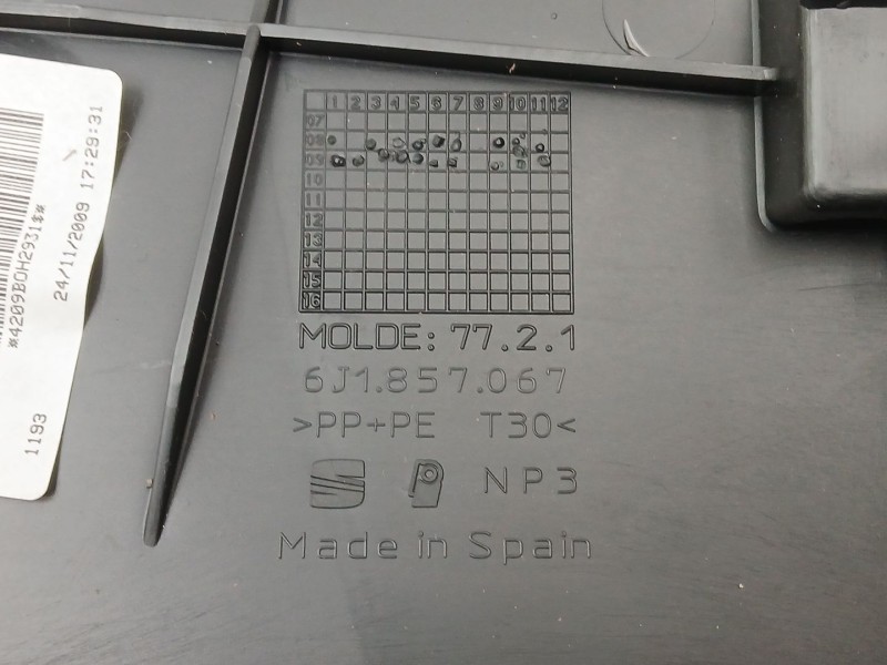 Recambio de salpicadero para seat ibiza iv (6j5, 6p1) 1.4 referencia OEM IAM 6J1857067  