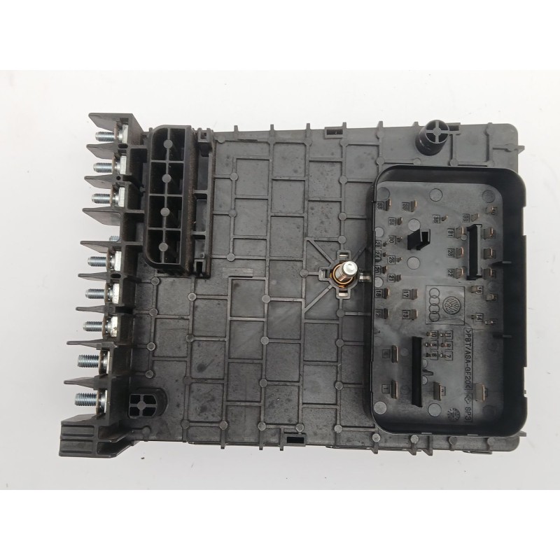 Recambio de caja reles / fusibles para volkswagen passat cc 2.0 tdi 177 cv/ 130 kw referencia OEM IAM 3C0937125A  