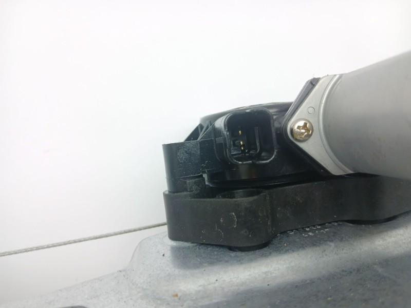 Recambio de elevalunas trasero derecho para renault kadjar (ha_, hl_) 1.6 dci 130 referencia OEM IAM 827004EA0A  